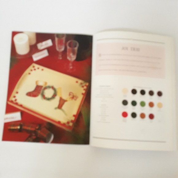 Easy Christmas Projects You Can Paint Book - Picture 2 of 5